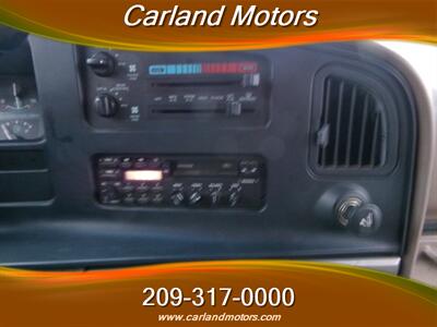 1993 Ford E-Series Van E-350 Passenger   - Photo 19 - Stockton, CA 95205