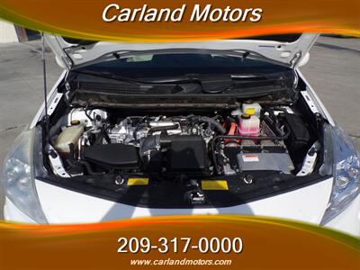 2012 Toyota Prius v Five   - Photo 11 - Stockton, CA 95205