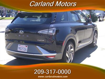 2022 Hyundai NEXO Limited   - Photo 4 - Stockton, CA 95205