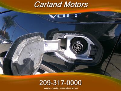2017 Chevrolet Volt LT - Photo 11 - Stockton, CA 95205