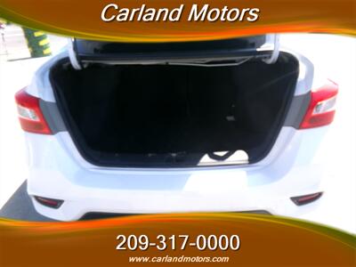 2019 Nissan Sentra SV   - Photo 15 - Stockton, CA 95205
