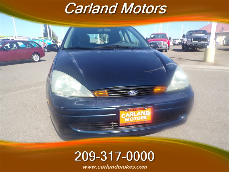 Used 2003 Ford Focus ZX5 with VIN 3FAFP37Z33R159262 for sale in Stockton, CA