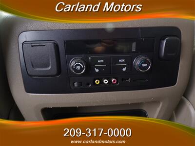 2016 GMC Yukon XL SLT   - Photo 27 - Stockton, CA 95205