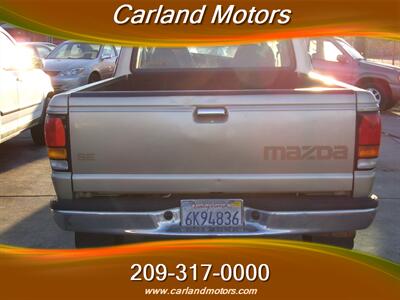 2000 Mazda B2500 SE   - Photo 5 - Stockton, CA 95205