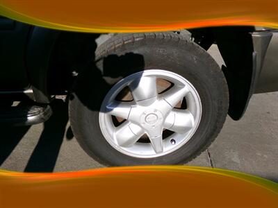 2001 Nissan Pathfinder SE - Photo 10 - Stockton, CA 95205