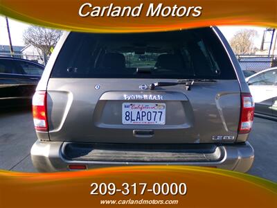 2001 Nissan Pathfinder SE - Photo 6 - Stockton, CA 95205