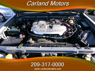 2001 Nissan Pathfinder SE - Photo 23 - Stockton, CA 95205
