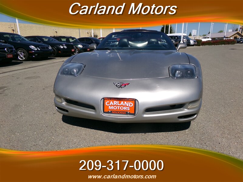 Used 1998 Chevrolet Corvette Base with VIN 1G1YY32G8W5122083 for sale in Stockton, CA