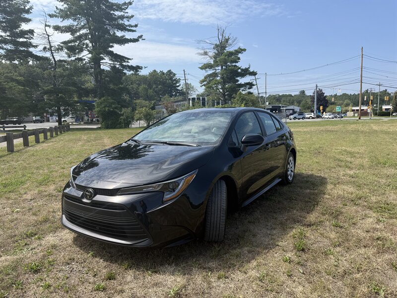 2024 Toyota Corolla LE   - Photo 1 - Burlington, MA 01803