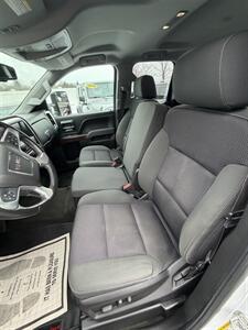 2015 GMC Sierra 1500 SLE   - Photo 8 - Burlington, MA 01803