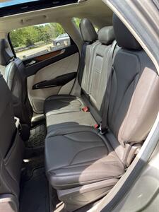 2017 Lincoln MKC Select   - Photo 13 - Burlington, MA 01803