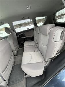 2007 Toyota RAV4 4dr SUV - Photo 8 - Burlington, MA 01803