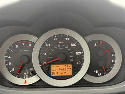 2007 Toyota RAV4 4dr SUV - Photo 9 - Burlington, MA 01803