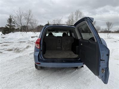 2007 Toyota RAV4 4dr SUV - Photo 6 - Burlington, MA 01803