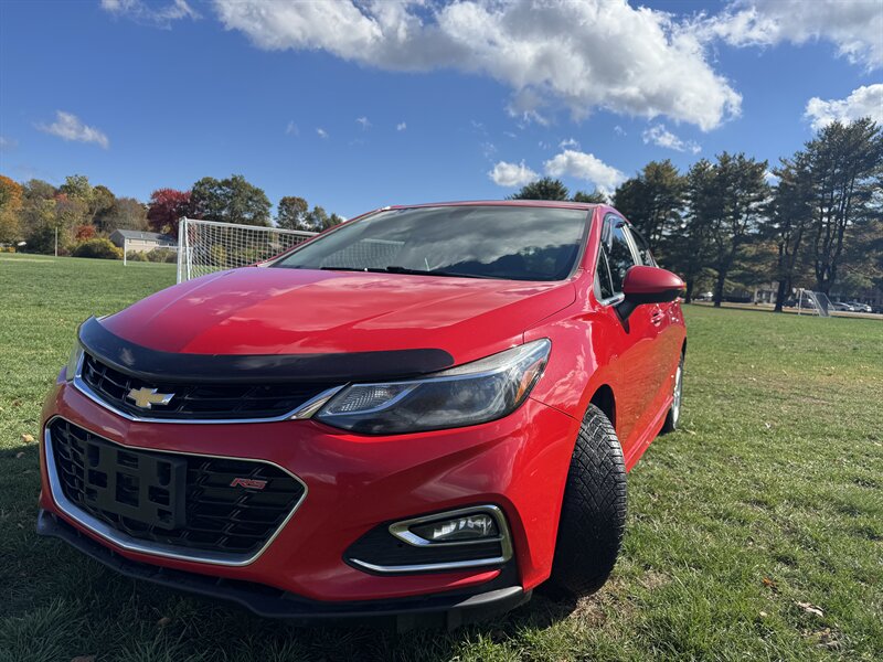 2017 Chevrolet Cruze LT Auto   - Photo 1 - Burlington, MA 01803