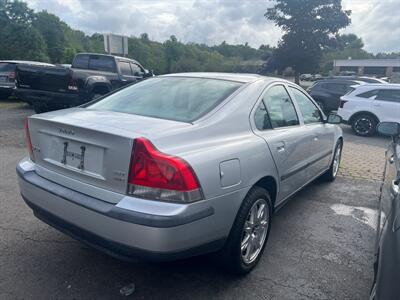 2004 Volvo S60 2.5T   - Photo 4 - Burlington, MA 01803