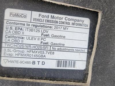 2017 Ford Taurus SEL   - Photo 12 - Vista, CA 92084