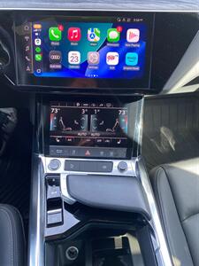 2022 Audi e-tron quattro Premium   - Photo 14 - La Crescenta, CA 91214