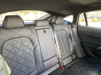 2023 BMW X6 xDrive40i - Photo 18 - La Crescenta, CA 91214