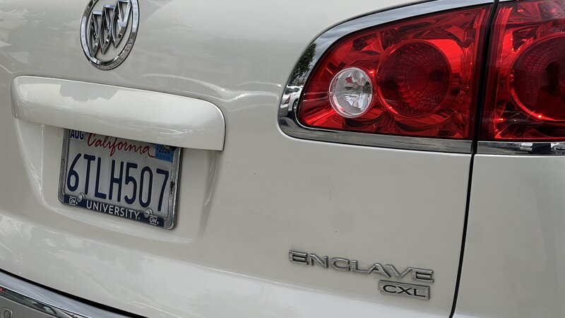 2011 Buick Enclave CXL-1 photo