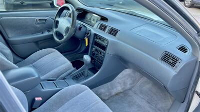 1997 Toyota Camry LE V6   - Photo 7 - Van Nuys, CA 91406