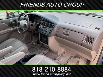 1999 Toyota Sienna XLE   - Photo 16 - Van Nuys, CA 91406