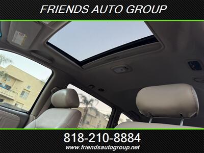 1999 Toyota Sienna XLE   - Photo 29 - Van Nuys, CA 91406