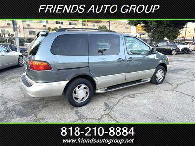 1999 Toyota Sienna XLE   - Photo 10 - Van Nuys, CA 91406