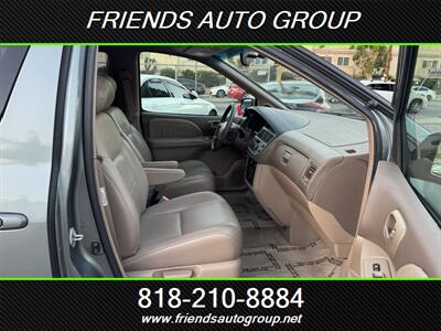 1999 Toyota Sienna XLE   - Photo 17 - Van Nuys, CA 91406