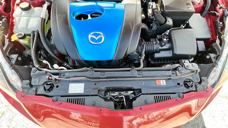 2013 Mazda Mazda3 i Grand Touring photo