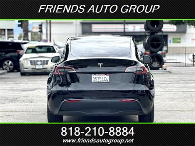 2024 Tesla Model Y Long Range   - Photo 5 - Van Nuys, CA 91406