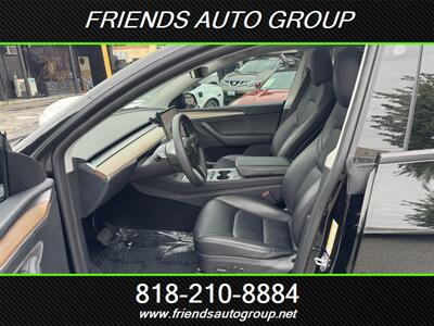 2024 Tesla Model Y Long Range   - Photo 12 - Van Nuys, CA 91406