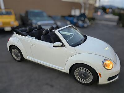 2015 Volkswagen Beetle Convertible 1.8T PZEV   - Photo 8 - Los Angeles, CA 90045