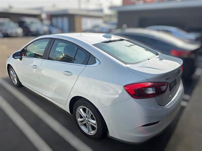 2017 Chevrolet Cruze LT Auto   - Photo 10 - Los Angeles, CA 90045