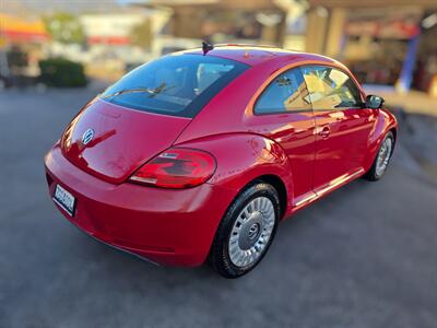 2014 Volkswagen Beetle-Classic 2.5L PZEV   - Photo 6 - Los Angeles, CA 90045