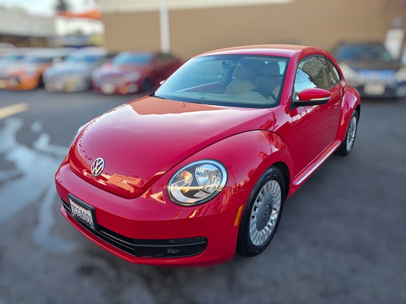 2014 Volkswagen Beetle-Classic 2.5L PZEV   - Photo 1 - Los Angeles, CA 90045