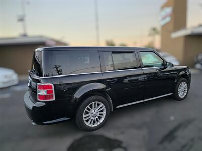 2014 Ford Flex SEL   - Photo 9 - Los Angeles, CA 90045