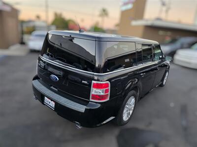 2014 Ford Flex SEL   - Photo 8 - Los Angeles, CA 90045