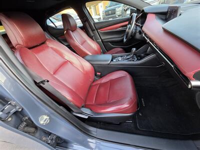 2020 Mazda Mazda3 Hatchback Premium - Photo 11 - Los Angeles, CA 90045