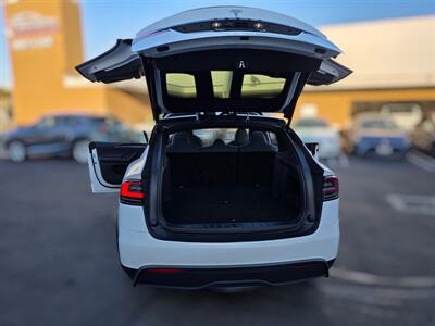 2022 Tesla Model X   - Photo 15 - Los Angeles, CA 90045