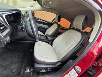2020 Ford Fusion SE - Photo 11 - Los Angeles, CA 90045