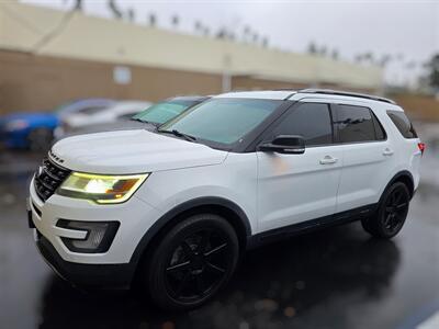 2017 Ford Explorer XLT - Photo 2 - Los Angeles, CA 90045