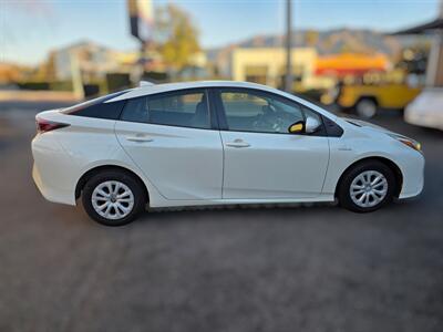 2017 Toyota Prius Three - Photo 5 - Los Angeles, CA 90045