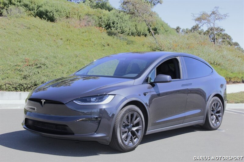 2024 Tesla Model X LONG RANGE  ** 6 SEATER**