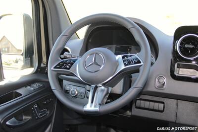 2025 Mercedes-Benz Sprinter 2500  ***15 PASSENGER AUTOMATIC SIDE DOOR & POWER STEP** - Photo 35 - San Ramon, CA 94583