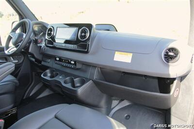 2025 Mercedes-Benz Sprinter 2500  ***15 PASSENGER AUTOMATIC SIDE DOOR & POWER STEP** - Photo 16 - San Ramon, CA 94583