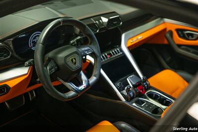 2020 Lamborghini Urus  ORANGE INTERIOR - Photo 11 - San Ramon, CA 94583