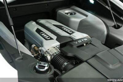 2015 Audi R8 4.2 quattro  ***VERY LOW MILES***BRAND NEW CONDITION*** - Photo 39 - San Ramon, CA 94583