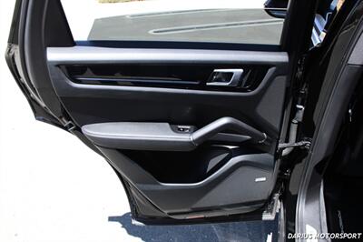 2019 Porsche Cayenne S  ***MSRP $89,820K*** - Photo 28 - San Ramon, CA 94583