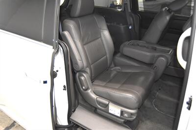 2012 Honda Odyssey Touring   - Photo 9 - Kitchener, ON N2B 3E3